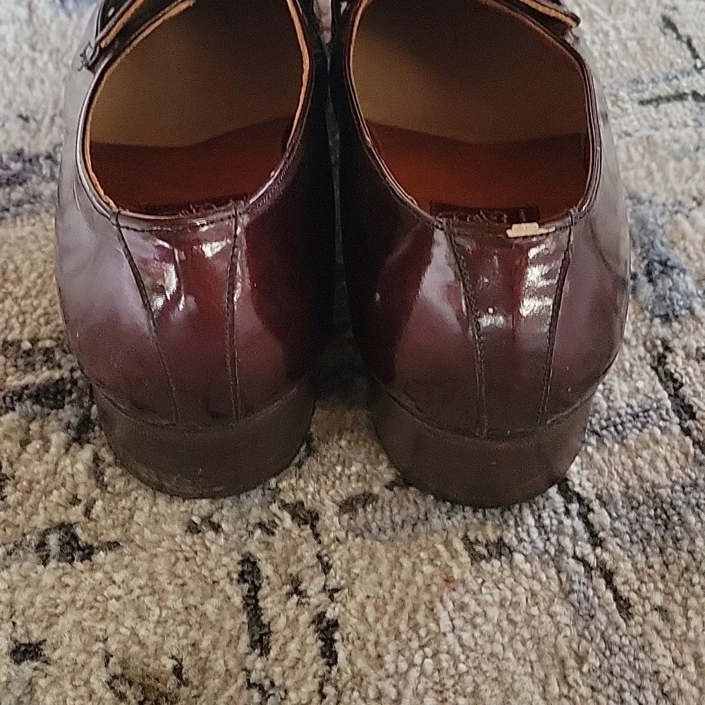 70s Vintage Pierre Cardin Burgundy Leather Dress Loafers with Gold Accent Sz 7